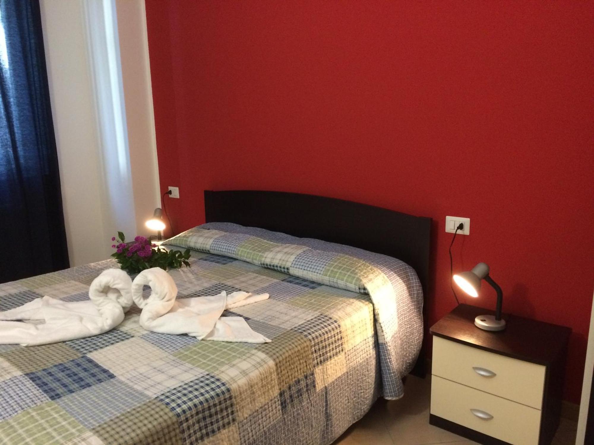 Residence Le Azalee & Spa Vercana Cameră foto