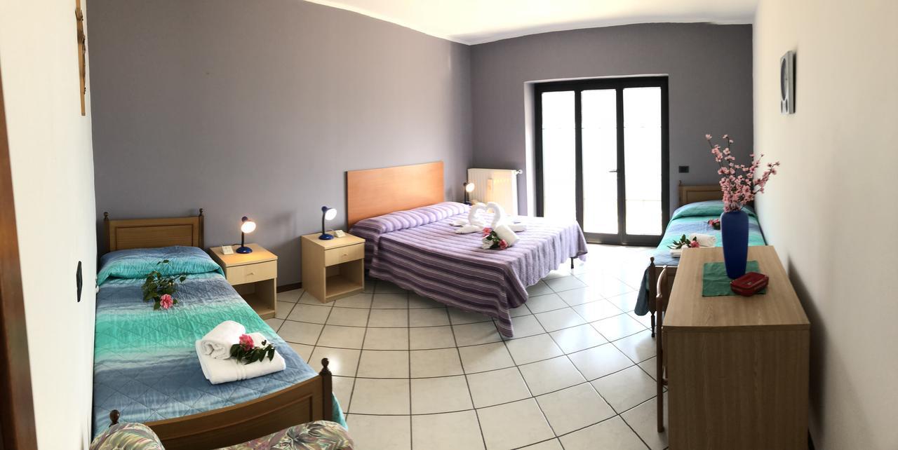 Residence Le Azalee & Spa Vercana Exterior foto